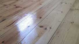 The benefits of solid wood floors and why sanding is needed